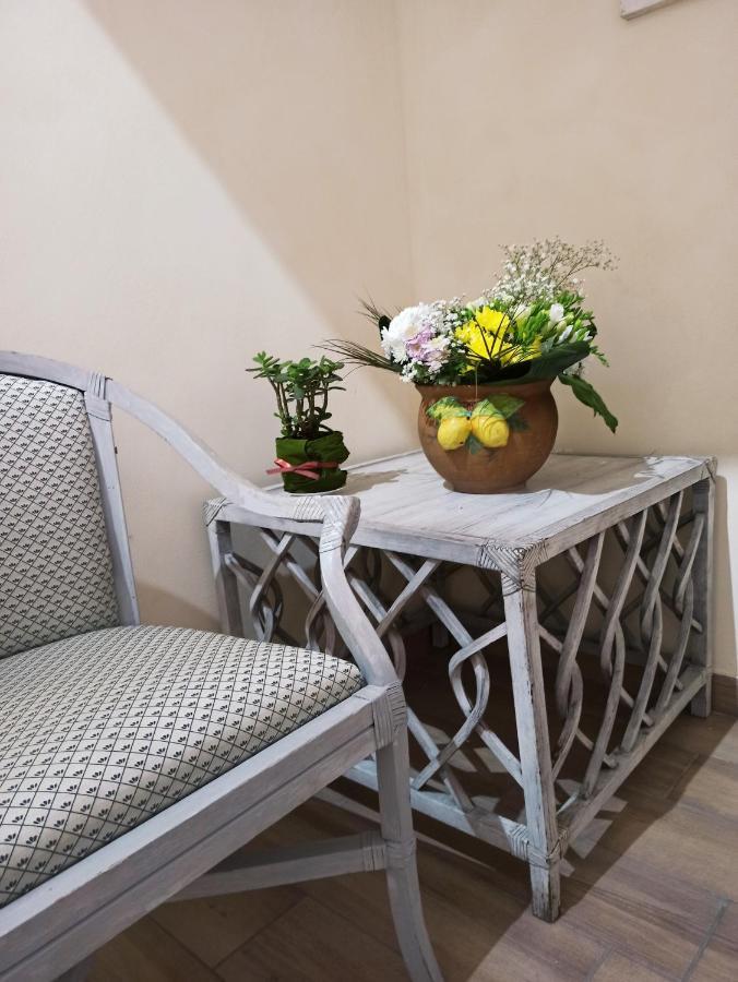 La Terrazza Delle Fate Hotel Naples Exterior photo